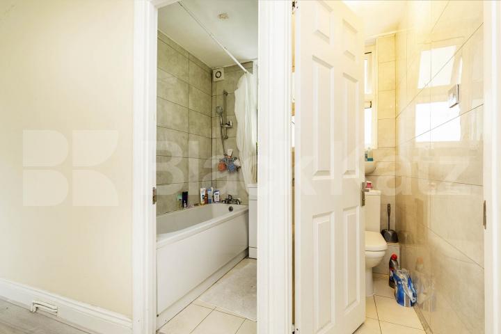 Spacious 3 bed to let in the heart of Camden  Castle Road, Camden